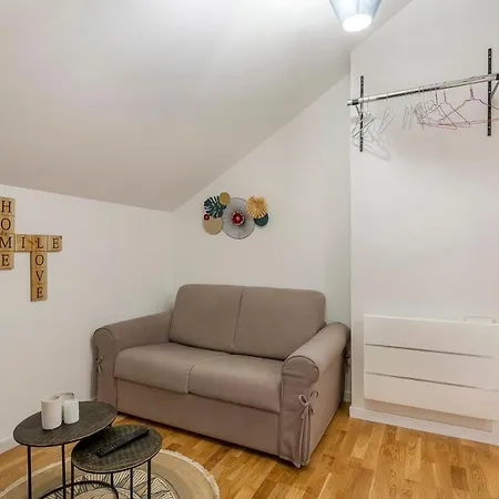 Appartement Hamac Suites - Studio Joliot Curie - 5 Lyon